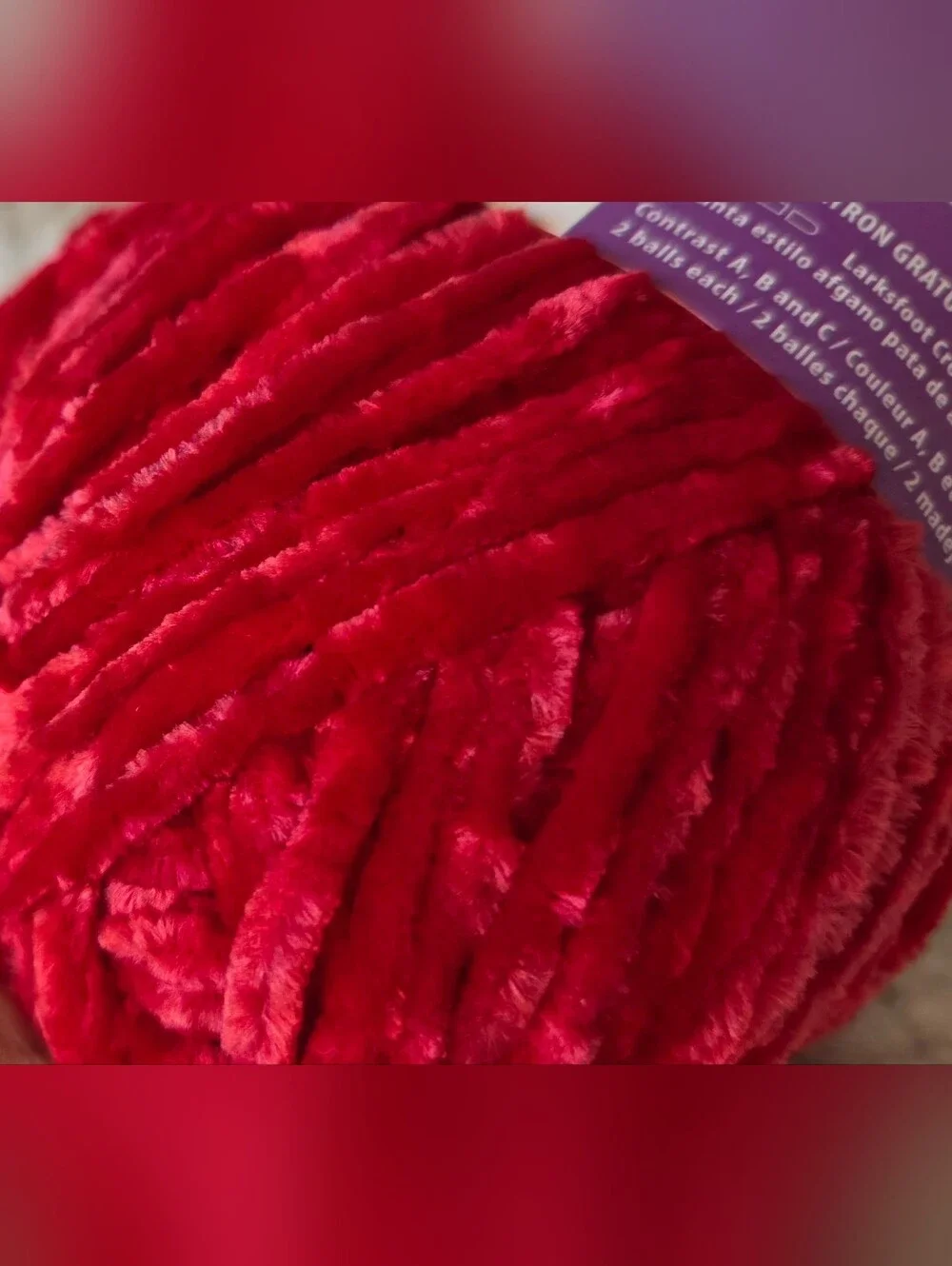🎄🎁🧸BERNAT VELVET YARN RED Large 10.5 Oz Skein